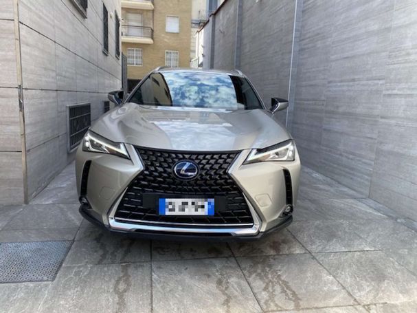 Lexus UX 250h 135 kW image number 3