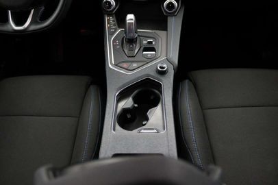 Car image 33