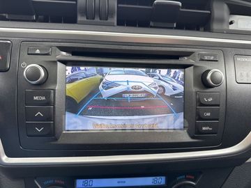 Car image 21