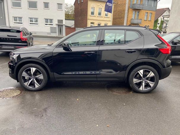 Volvo XC40 Recharge AWD 300 kW image number 4