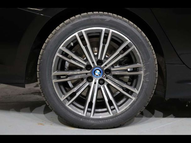 BMW 320 e Touring M Sport 150 kW image number 5