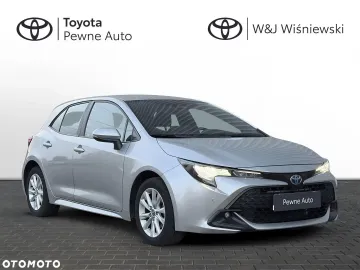 Car image 26