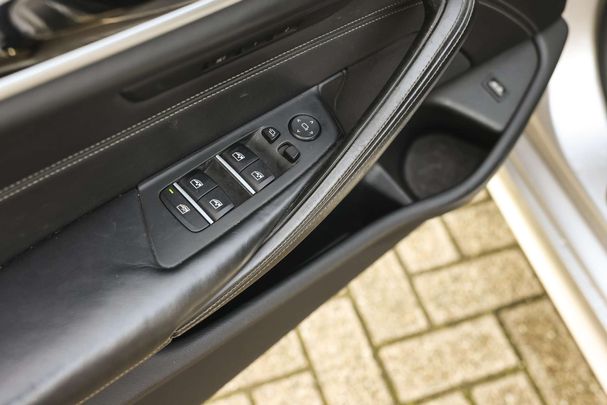 BMW 520i 135 kW image number 14