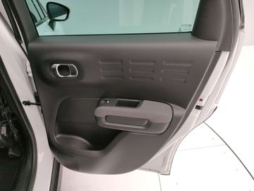 Car image 41