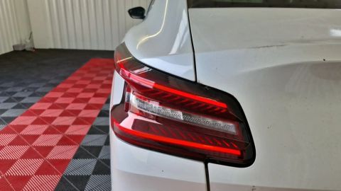 Car image 33