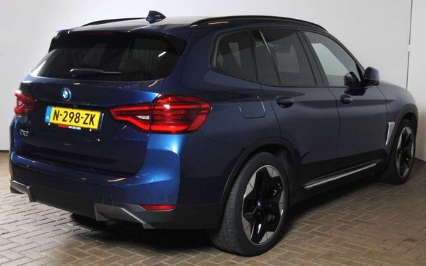 BMW iX3 210 kW image number 3