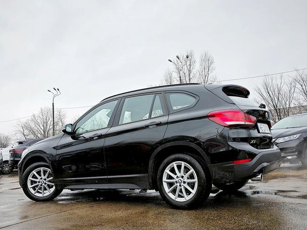 BMW X1 sDrive18i Advantage 103 kW image number 4