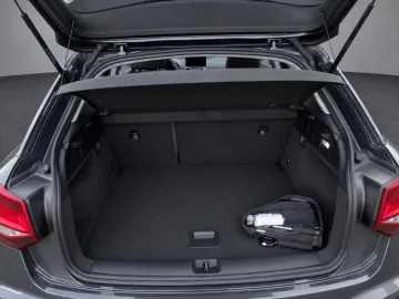 Car image 42