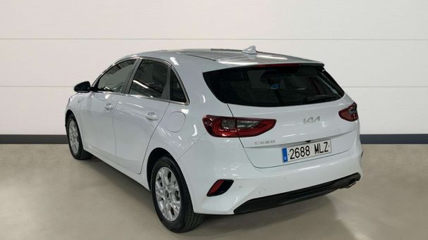 Kia Ceed 1.0 T-GDI 74 kW image number 4