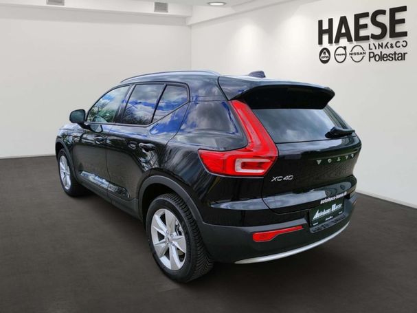 Volvo XC40 B3 Core 120 kW image number 6