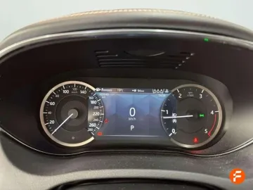 Car image 30