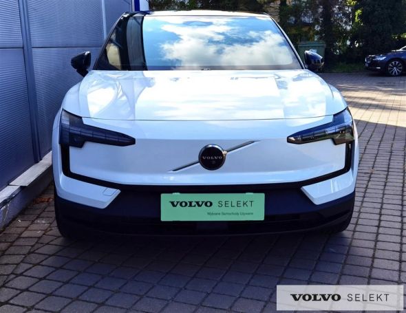 Volvo EX30 Single Extended Range 200 kW image number 4