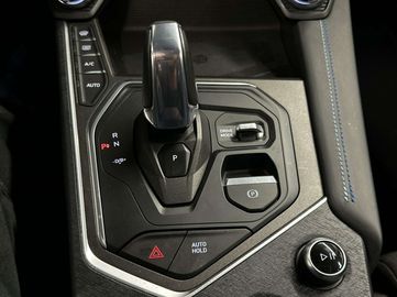 Car image 33