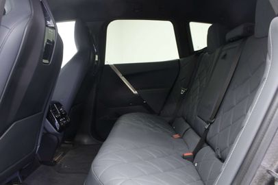 Car image 36