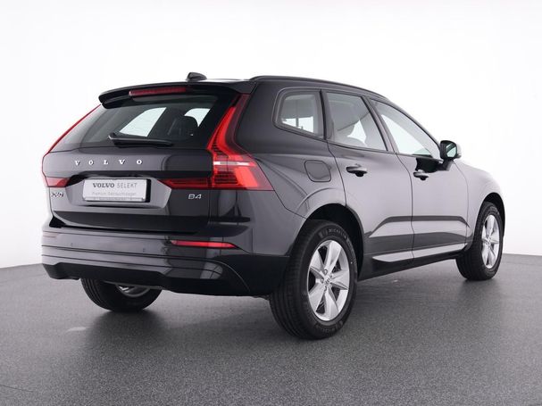 Volvo XC60 B4 Essential 145 kW image number 3