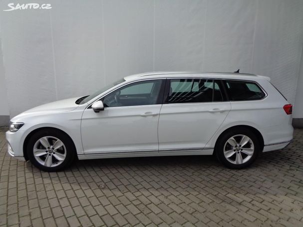 Volkswagen Passat Variant 1.5 TSI Elegance DSG 110 kW image number 4