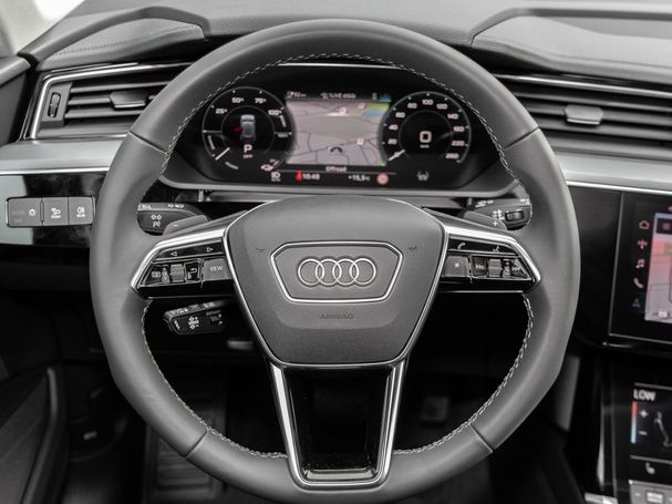 Audi Q8 55 quattro e-tron Advanced 300 kW image number 11