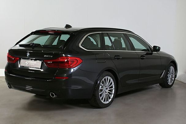 BMW 520d Touring 140 kW image number 3