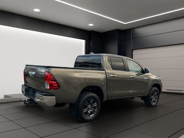 Toyota Hilux 2.8 4x4 150 kW image number 2