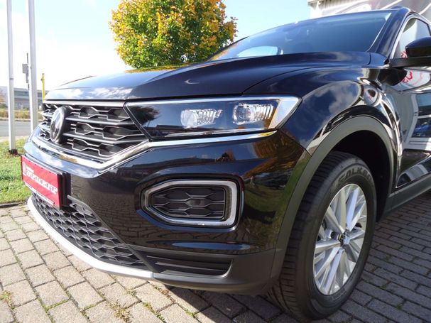 Volkswagen T-Roc 1.5 TSI Active 110 kW image number 5