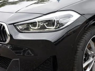 Car image 29
