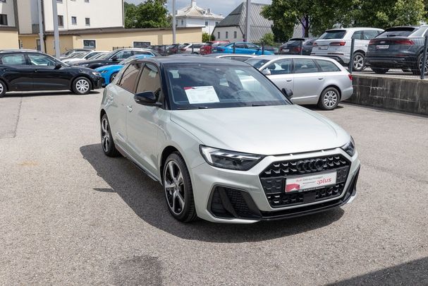 Audi A1 40 TFSI S-line Sportback 152 kW image number 8