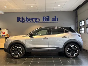 Car image 4