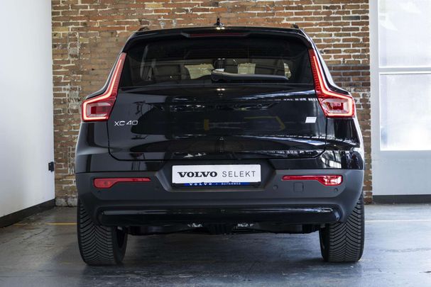 Volvo XC40 Single Motor Extended Range Plus 185 kW image number 11