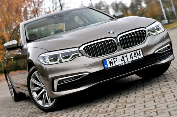 BMW 520d Luxury Line xDrive 140 kW image number 37