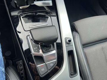 Car image 31