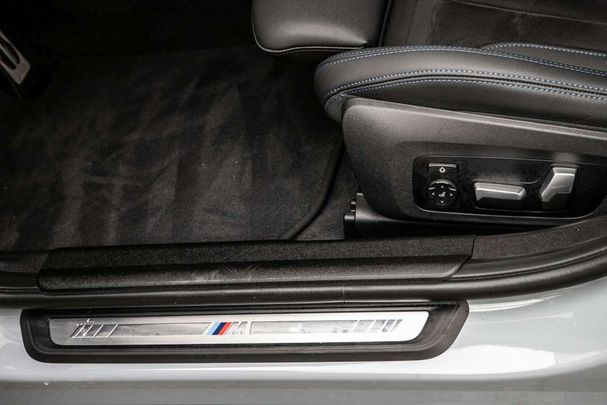 BMW 340i xDrive Touring 275 kW image number 11