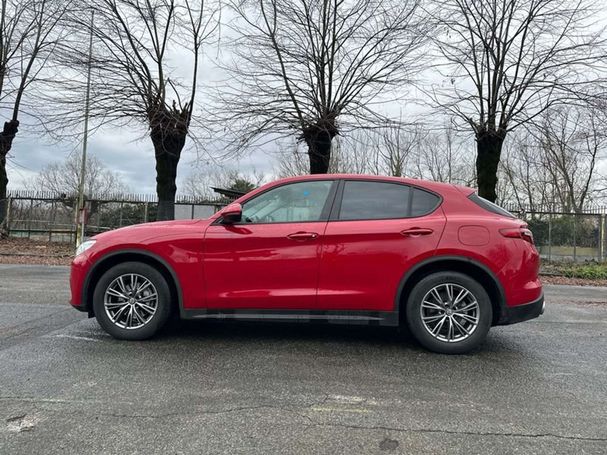 Alfa Romeo Stelvio 2.2 Diesel AT8 140 kW image number 5