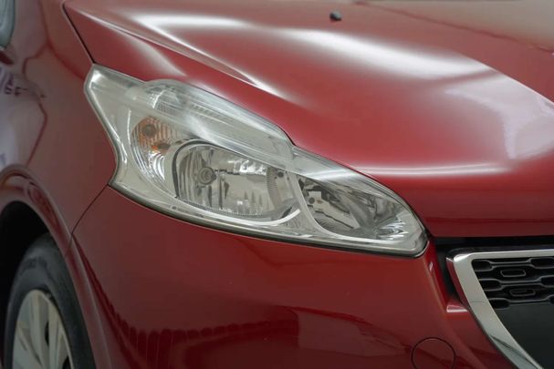 Peugeot 208 VTi 60 kW image number 26