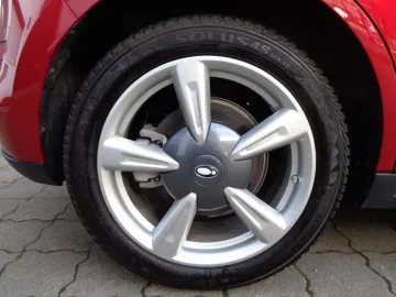 Car image 23
