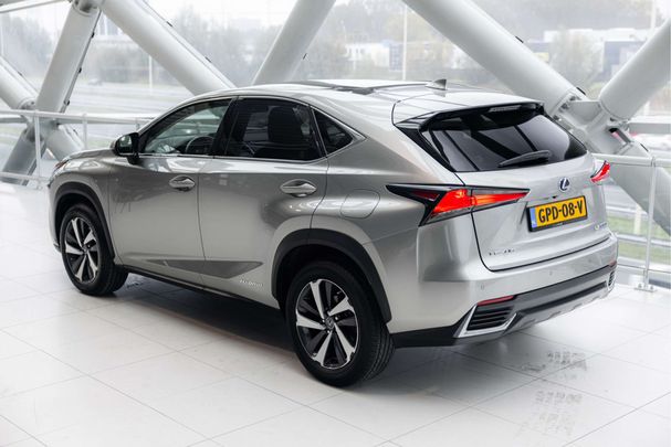 Lexus NX 300 h AWD 145 kW image number 14