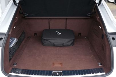 Car image 36