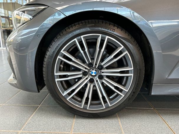 BMW 320d Touring M Sport 140 kW image number 13