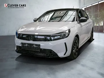 Car image 17