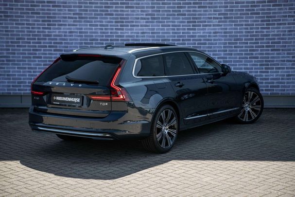 Volvo V90 T8 Ultra Bright AWD Recharge 335 kW image number 16