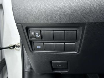 Car image 31