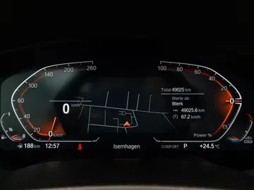 Car image 40