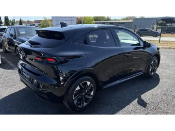 Car image 29