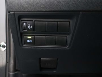 Car image 33