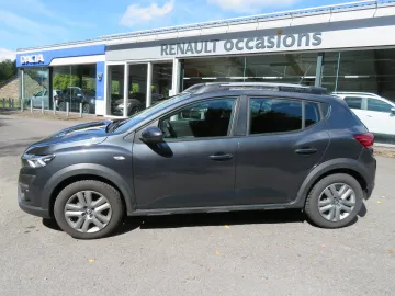 Car image 2