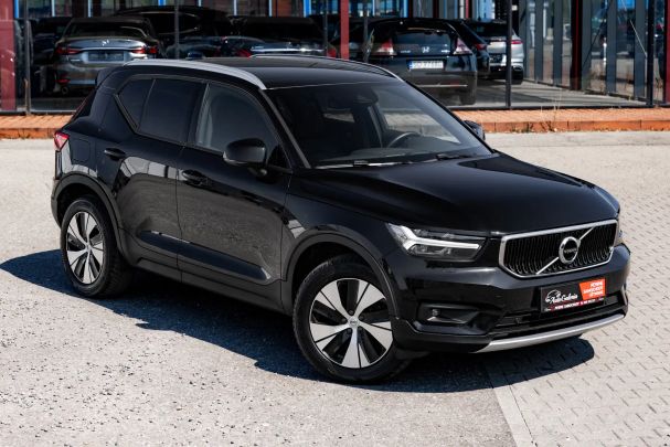 Volvo XC40 D3 Momentum 110 kW image number 6