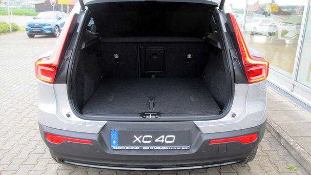 Volvo XC40 Recharge Ultimate 170 kW image number 13