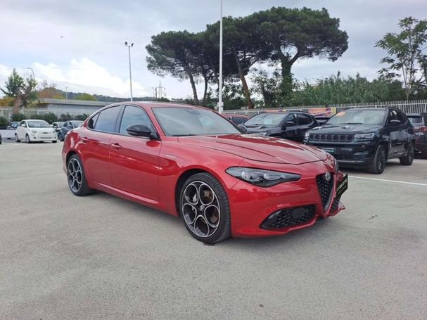 Alfa Romeo Giulia 2.2 Veloce 154 kW image number 2