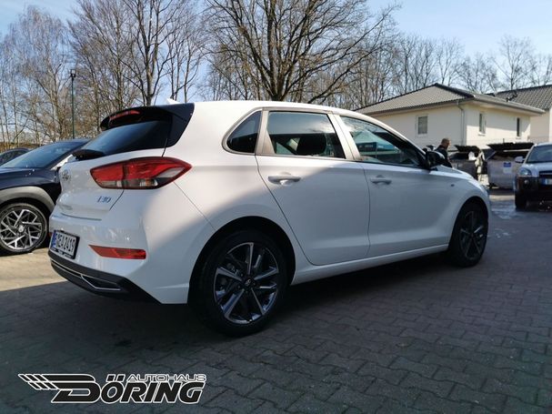 Hyundai i30 1.0 Trend 88 kW image number 3