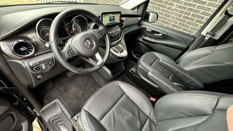 Car image 31