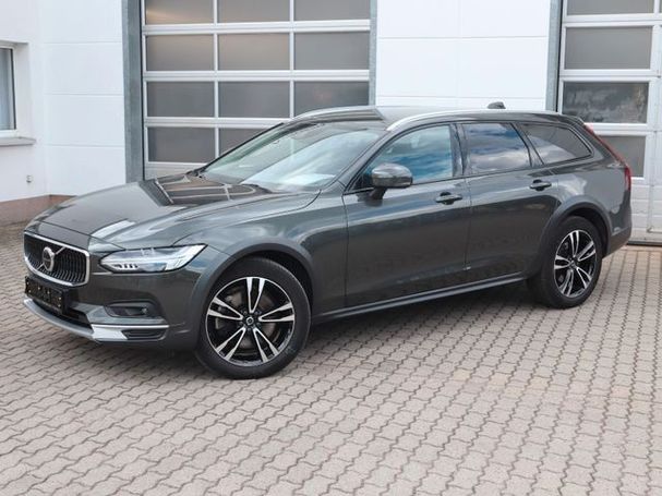 Volvo V90 Cross Country Pro AWD 145 kW image number 16